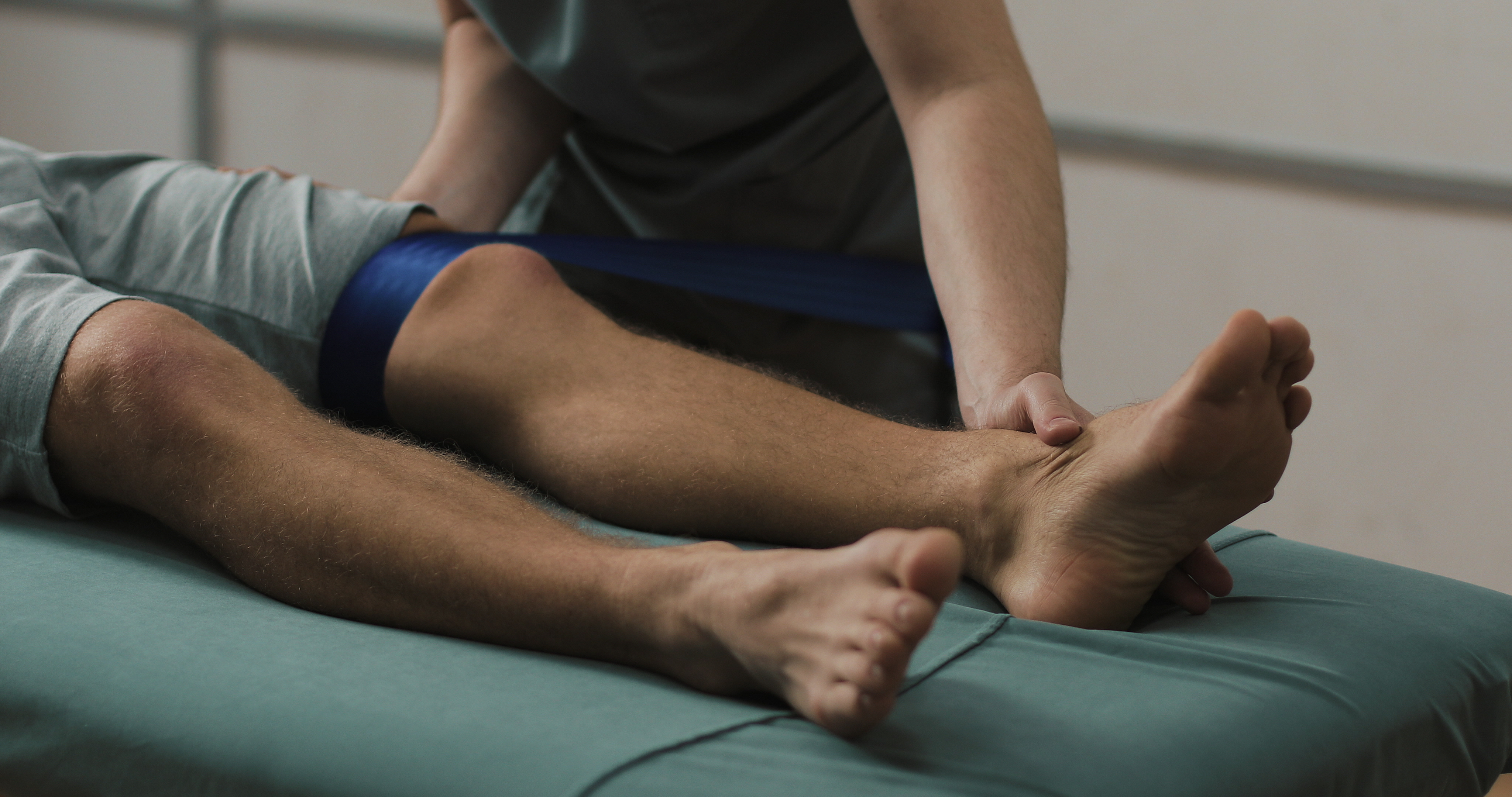 How to become a remedial massage therapist